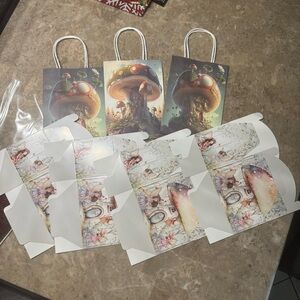 New Fairy themed
4 girl fairy boxes 3 boy goodie bags